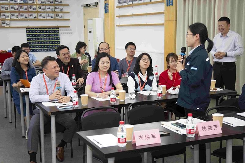 德曼员工代表向盛和塾分享学习感悟